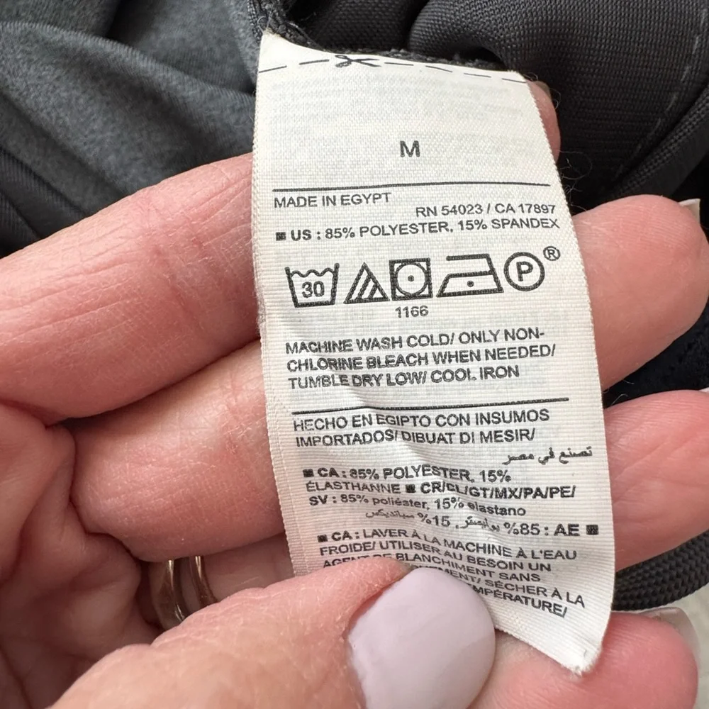 Men’s M Old Navy Active Sweatpants Joggers Bundle Gray Tapered Zip Pocket 2-Pack - Picture 14 of 14